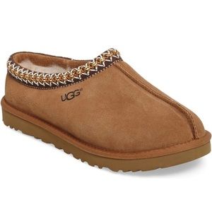 Ugg Tasman Women’s size 9